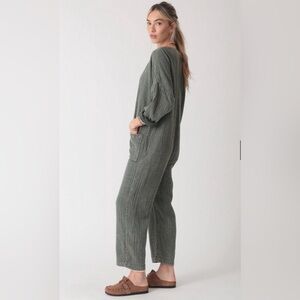 Electric & Rose Electric & Rose Favorite Jumpsuit Green Size M